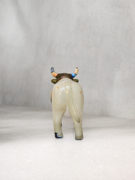 47500_CowParade_ProductImages_Milkmaid6