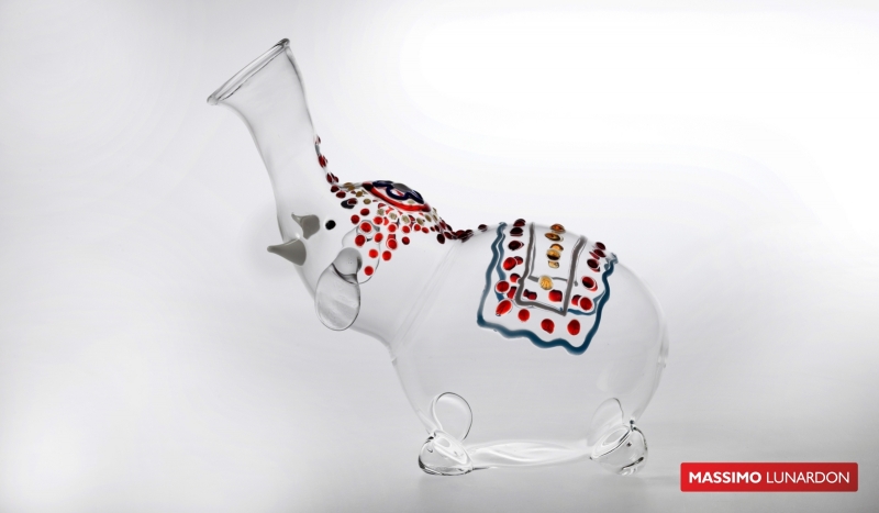 IT-542-DECANTER-ELEFANTE-BORNEO